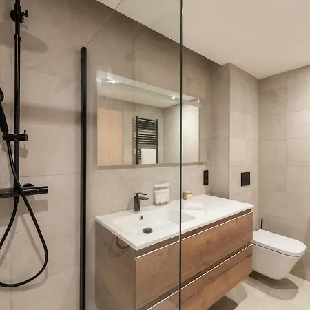 Familial, Moderne Et équipé, à Proximité Des Pistes – Le Praz - Fr-1-568-39 Appartement *